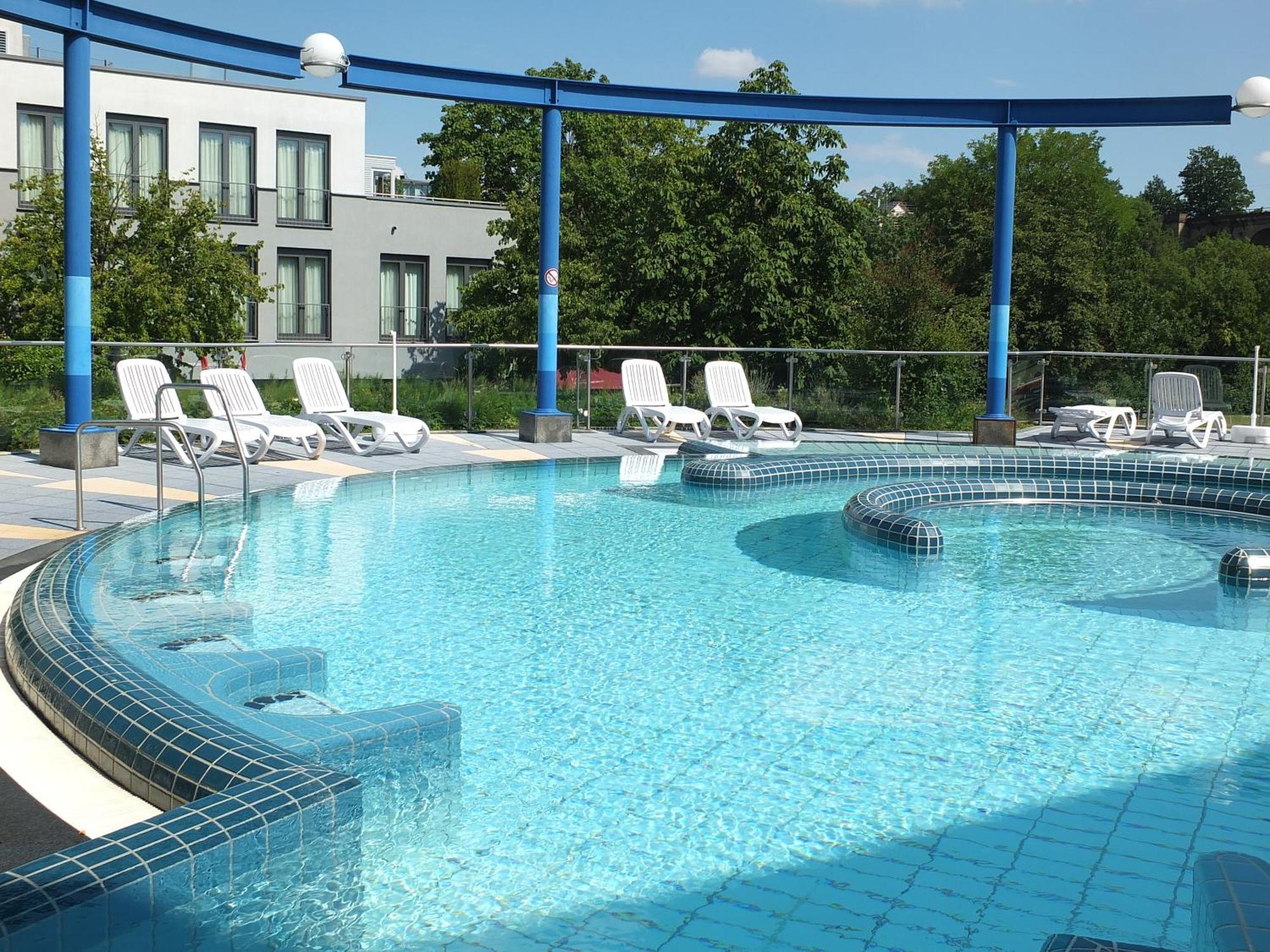 Hotel Eberhards Am Wasser Битигхайм-Бисинген Екстериор снимка